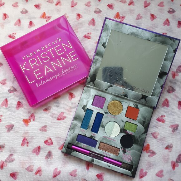 ⭐️HOST PICK⭐ Urban Decay X Kristen Leanne: Kaleidoscope Dream Eyeshadow Palette - Picture 2 of 15